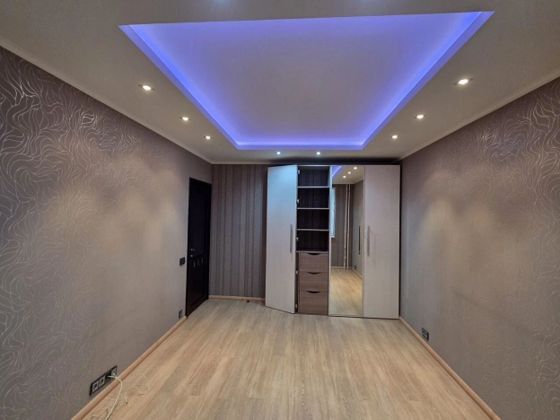 Купить квартиру в Москве. Вариант № 8065559, 17, площадь - квм, цена 21900000 рублей