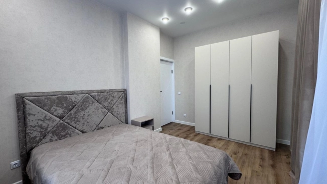 Снять квартиру у метро Площадь Гарина-Михайловского в Новосибирске. Вариант № 8909270, 11, площадь -  квм, цена 80000 рублей