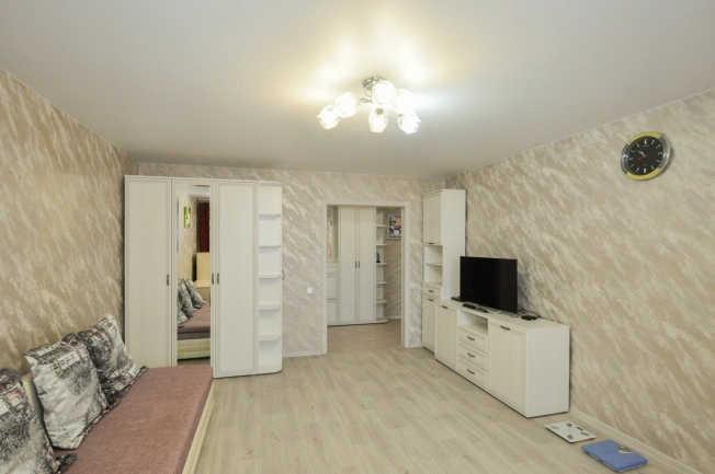 Купить двухкомнатную квартиру в Обь. Вариант № 54771, 4, площадь -  квм, цена 6990000 рублей