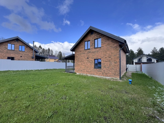 Купить дом на улице Садовая в Сергиеве Посаде. Вариант № 39415, 8, площадь -  квм, цена 15500000 рублей