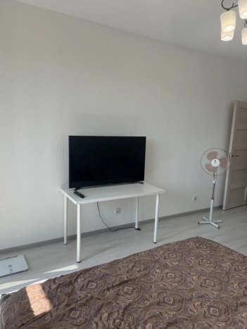 Купить Студию на вторичке на улице проспект Авиаконструкторов в Санкт-Петербурге. Вариант № 8327532, 4, площадь -  квм, цена 6200000 рублей