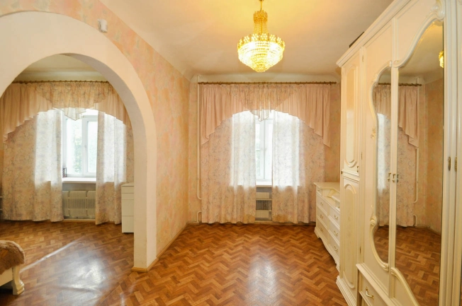 Купить трехкомнатную квартиру в районе Ленинский в Новосибирске. Вариант № 2125107, 12, площадь -  квм, цена 8500000 рублей