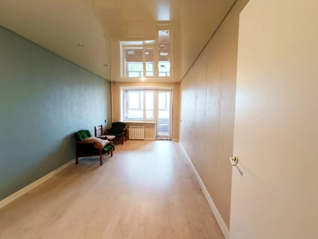 Купить четырехкомнатную квартиру в Воронеже. Вариант № 42334, 6, площадь - квм, цена 9000000 рублей