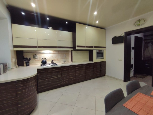 Снять квартиру в Калининграде. Вариант № 9819783, 1, площадь -  квм, цена 45000 рублей