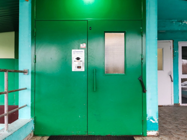 Купить квартиру в Омске. Вариант № 9275330, 21, площадь -  квм, цена 4450000 рублей