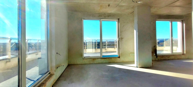 Купить однокомнатную квартиру на улице Молодой Гвардии в Калининграде. Вариант № 15751, 4, площадь -  квм, цена 15150001 рублей