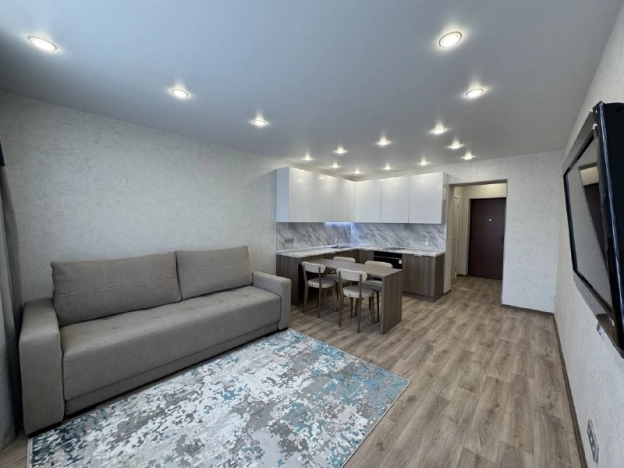 Купить квартиру на улице Островского в Благовещенске. Вариант № 10586391, 5, площадь - квм, цена 4378100 рублей