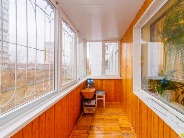 Купить двухкомнатную квартиру на улице Пригородная в Омске. Вариант № 16623, 2, площадь -  квм, цена 7350000 рублей