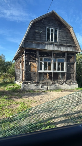 Купить земельный участок на улице Светлый переулок в Ленинградской области. Вариант № 6697055, 11, площадь -  квм, цена 5300000 рублей