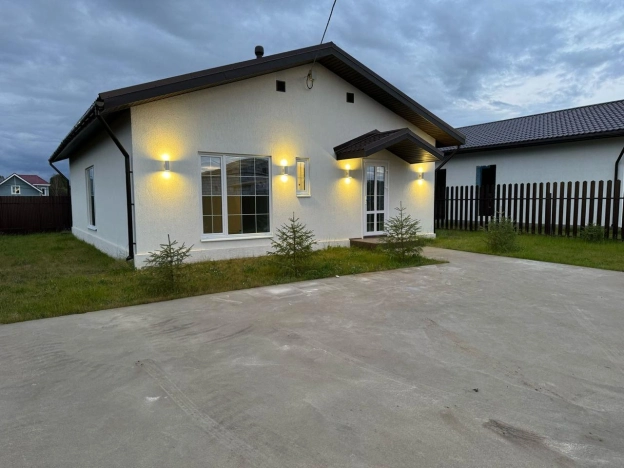 Купить дом в Санкт-Петербурге. Вариант № 41579, 1, площадь -  квм, цена 12800000 рублей