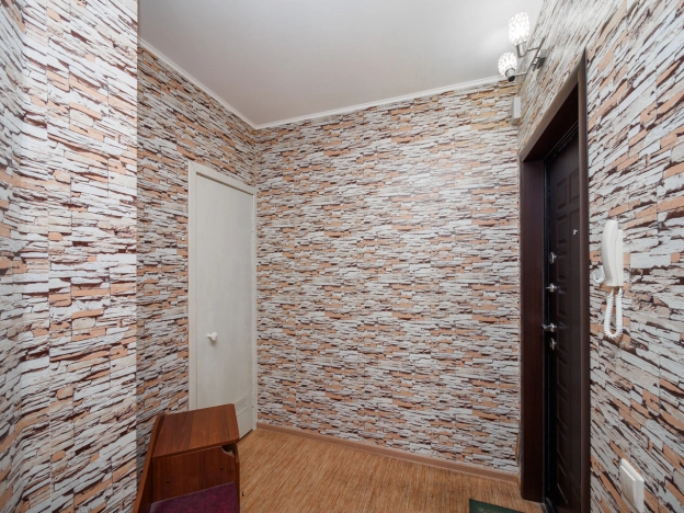 Купить однокомнатную квартиру в Омске. Вариант № 3993678, 14, площадь -  квм, цена 4900000 рублей