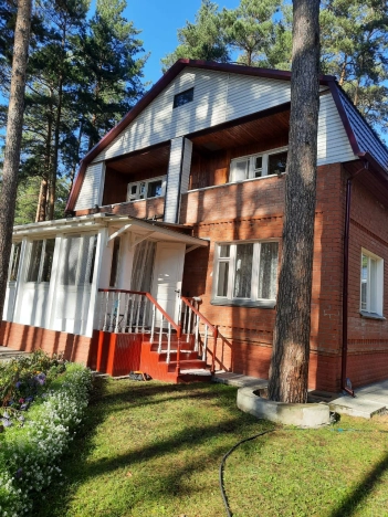 Купить дом в районе Заельцовский в Новосибирске. Вариант № 1152313, 4, площадь -  квм, цена 35000000 рублей