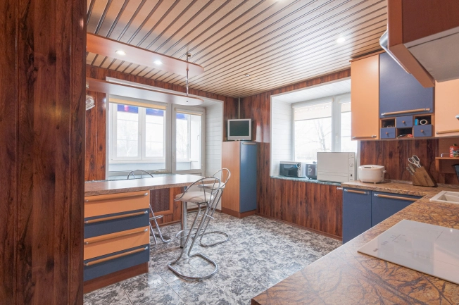 Купить четырехкомнатную квартиру в Вологде. Вариант № 28846, 2, площадь -  квм, цена 11750000 рублей