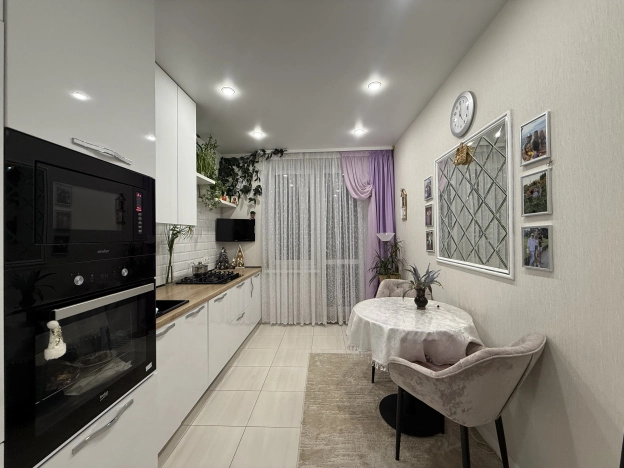 Купить квартиру в Калининграде. Вариант № 10357542, 3, площадь -  квм, цена 7650000 рублей