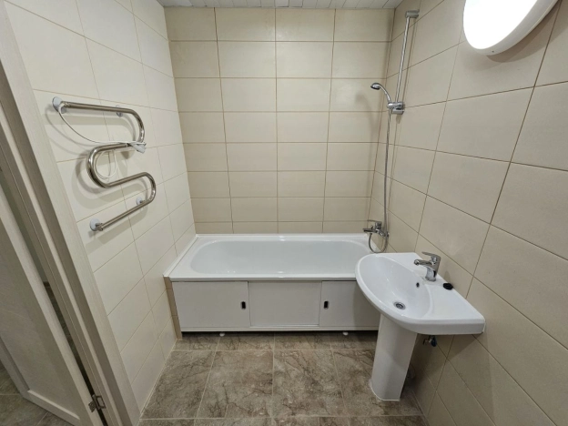 Купить квартиру в Москве. Вариант № 10293572, 6, площадь -  квм, цена 23190746 рублей