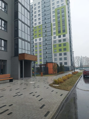 Купить однокомнатную квартиру на улице проспект Революции в Новосибирской области. Вариант № 8932670, 4, площадь -  квм, цена 5500000 рублей