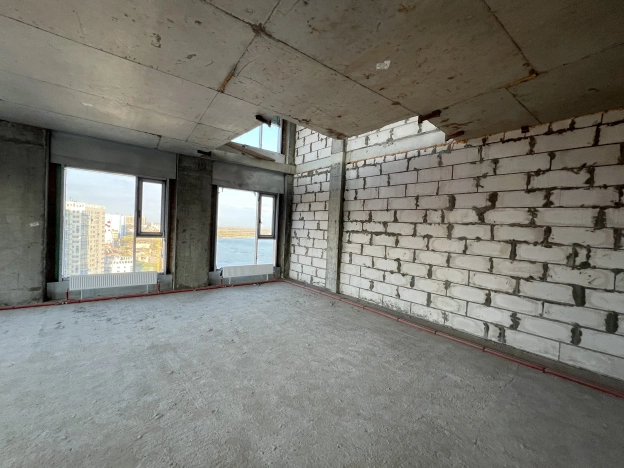 Купить квартиру со свободной планировкой в Ростове-на-Дону. Вариант № 36648, 15, площадь -  квм, цена 55000000 рублей