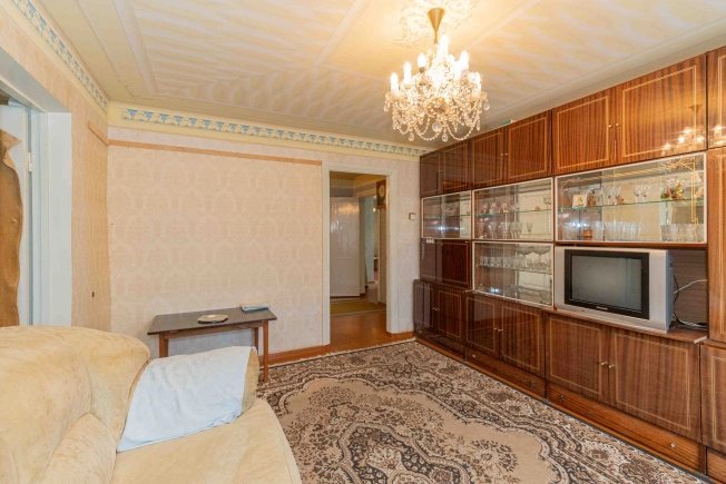 Купить четырехкомнатную квартиру в Владимирской области. Вариант № 42856, 3, площадь -  квм, цена 2060000 рублей