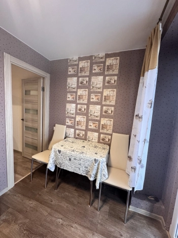 Купить однокомнатную квартиру на улице 8-й Воздушной Армии в Волгограде. Вариант № 7716470, 3, площадь -  квм, цена 6300000 рублей