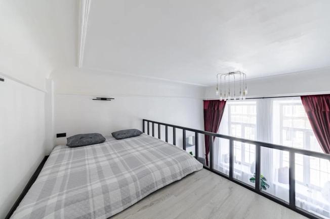 Купить Студию на вторичке на улице Радищева в Санкт-Петербурге. Вариант № 8434504, 18, площадь -  квм, цена 6400000 рублей