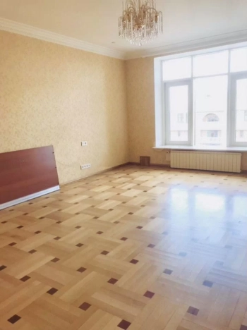 Купить квартиру в Москве. Вариант № 9105114, 5, площадь -  квм, цена 250000000 рублей