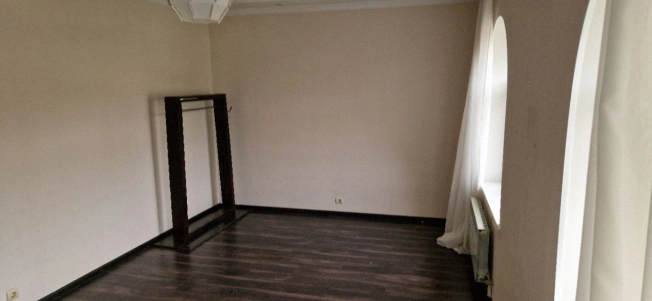 . Вариант № 32369, 30, площадь - 460 квм, цена 11700000 рублей