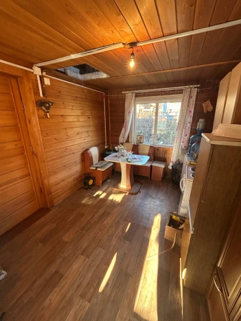 Купить дом на улице Административная в Иркутской области. Вариант № 7996260, 6, площадь -  квм, цена 2490000 рублей