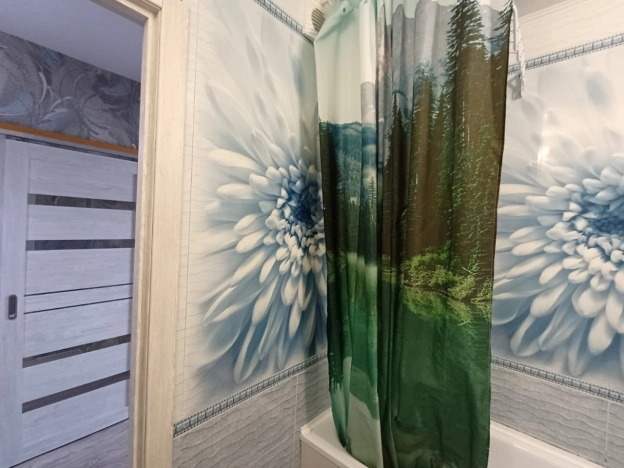 Купить однокомнатную квартиру в Обь. Вариант № 2817795, 7, площадь -  квм, цена 4300000 рублей