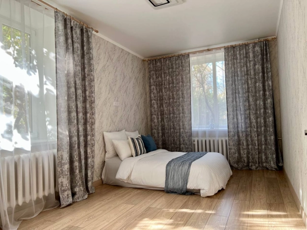 Купить двухкомнатную квартиру в Микрорайоне 142-й, Магнитогорск в Магнитогорске. Вариант № 43376, 5, площадь -  квм, цена 3899000 рублей