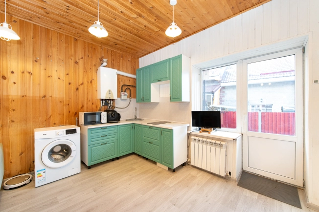 Купить двухкомнатную квартиру на вторичке в Республике Башкортостан. Вариант № 6817500, 6, площадь -  квм, цена 4800000 рублей