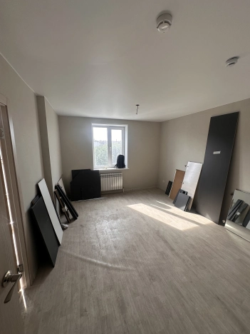 Купить однокомнатную квартиру в Приморском крае. Вариант № 3804881, 5, площадь -  квм, цена 6200000 рублей