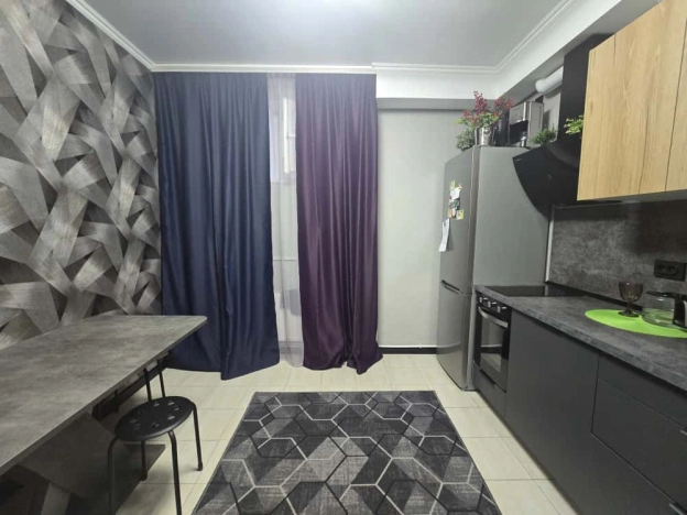 Купить двухкомнатную квартиру в Новороссийске. Вариант № 7714845, 7, площадь -  квм, цена 5200000 рублей