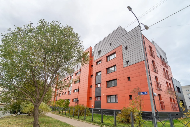 Купить квартиру на улице Зайцева в Петрозаводске. Вариант № 16383, 45, площадь -  квм, цена 18499000 рублей