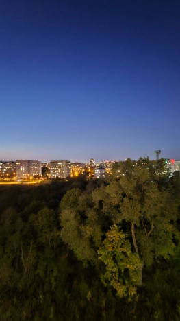 Купить трехкомнатную квартиру в Калининграде. Вариант № 6928091, 4, площадь -  квм, цена 9700000 рублей