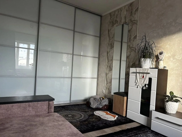 Купить однокомнатную квартиру в Микрорайоне Новый-2 в Белгороде. Вариант № 32106, 6, площадь -  квм, цена 4000000 рублей