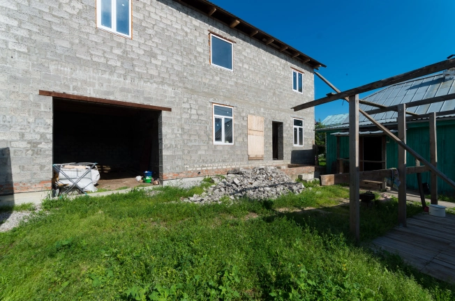 Купить дом в Микрорайоне Восточный, Тобольск в Тобольске. Вариант № 11214, 2, площадь -  квм, цена 5500000 рублей