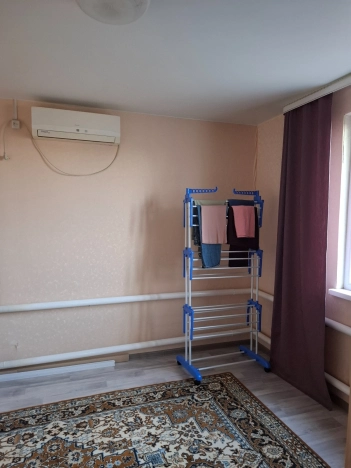 Купить квартиру на улице Коломейцева в Республике Калмыкия. Вариант № 8552516, 3, площадь -  квм, цена 800000 рублей