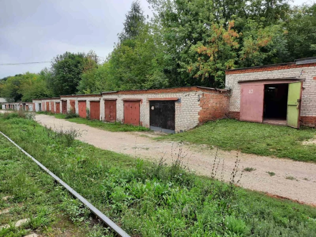 Купить гараж в районе Октябрьский в Владимире. Вариант № 43989, 4, площадь - квм, цена 650000 рублей