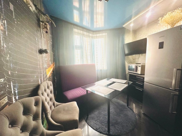 Купить квартиру в Москве. Вариант № 8176516, 7, площадь -  квм, цена 12300000 рублей