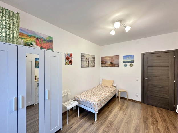 Купить двухкомнатную квартиру в районе Приморский в Санкт-Петербурге. Вариант № 8044418, 7, площадь -  квм, цена 19990000 рублей