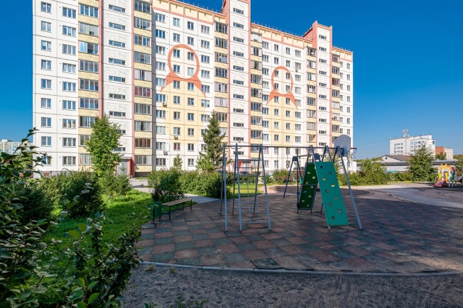 Купить однокомнатную квартиру в Новосибирской области. Вариант № 9442733, 17, площадь -  квм, цена 4000000 рублей