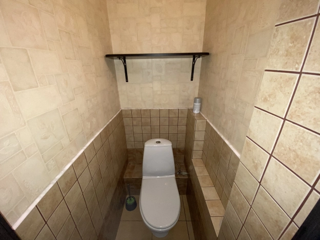 Купить четырехкомнатную квартиру в Калининграде. Вариант № 8129737, 17, площадь -  квм, цена 7799000 рублей