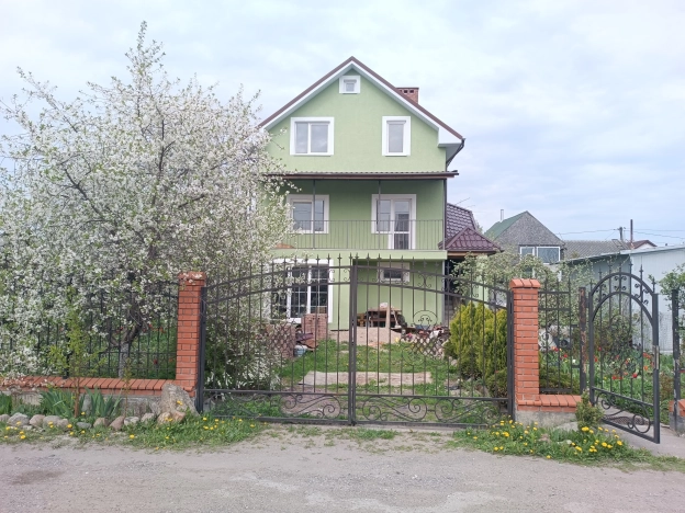 Купить дом на улице Владимирский переулок в Гурьевске. Вариант № 39465, 3, площадь -  квм, цена 8999999 рублей