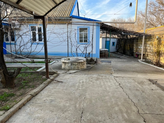 Купить трехкомнатную квартиру в районе Западный в Элисте. Вариант № 6391, 0, площадь -  квм, цена 4650000 рублей