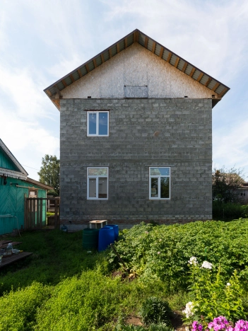 Купить дом в Микрорайоне Восточный, Тобольск в Тобольске. Вариант № 11214, 13, площадь -  квм, цена 5500000 рублей