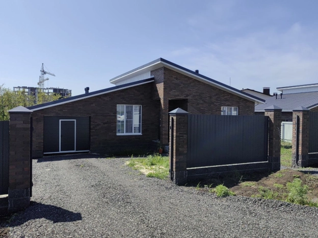 Купить дом в Курской области. Вариант № 43408, 3, площадь -  квм, цена 9300000 рублей