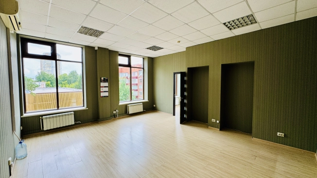 Снять коммерческую недвижимость в Новосибирске. Вариант № 1706, 2, площадь -  квм, цена 70000 рублей