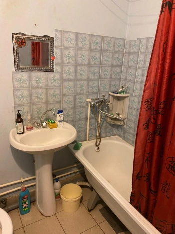 Снять квартиру в Пензенской области. Вариант № 8630559, 4, площадь -  квм, цена 14000 рублей