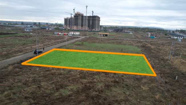 Купить земельный участок на улице Заречная в Республике Адыгея (адыгея). Вариант № 10486458, 0, площадь -  квм, цена 4200000 рублей