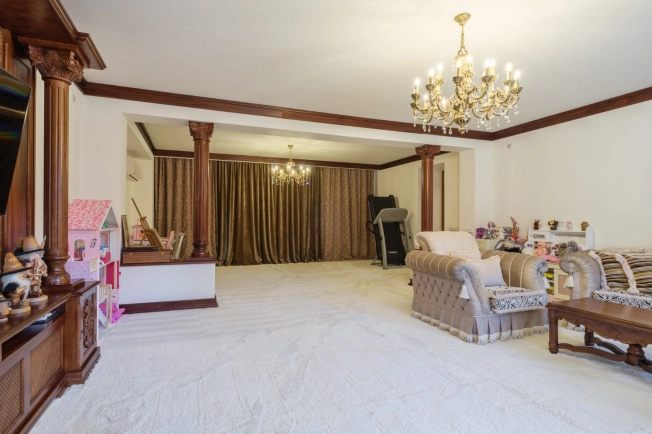 Купить дом у метро Румянцево в Москве. Вариант № 15551, 13, площадь -  квм, цена 145000000 рублей